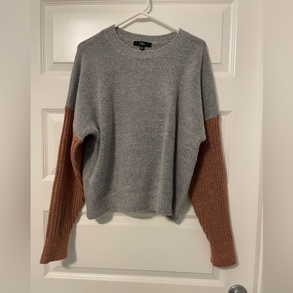 Lulu’s color block sweater